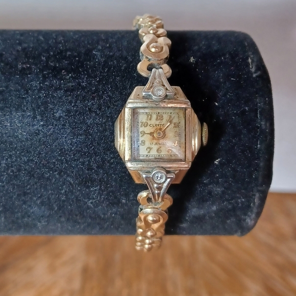 Vintage Clinton 17 Jewels Mechanical Wind Up 10K rgp Ladies Watch working/tickin